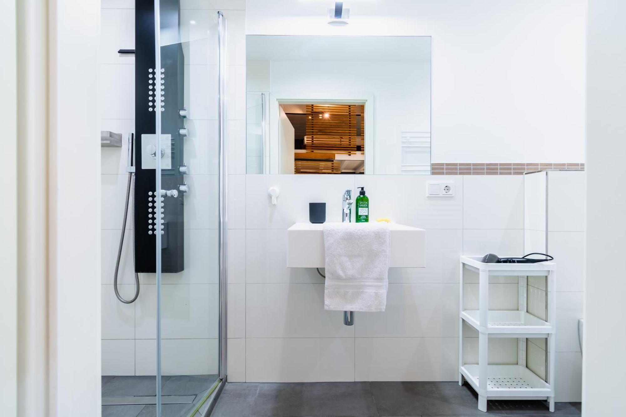 Home By Doni I Serviced Apartments I Ruhig I Zentral Nahe Rmcc, Staatsheater & Landtag Висбаден Экстерьер фото